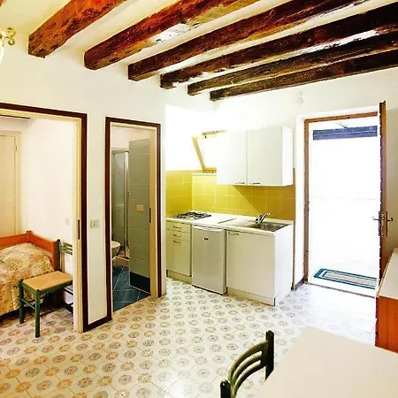 Belvedere, Apartamento *